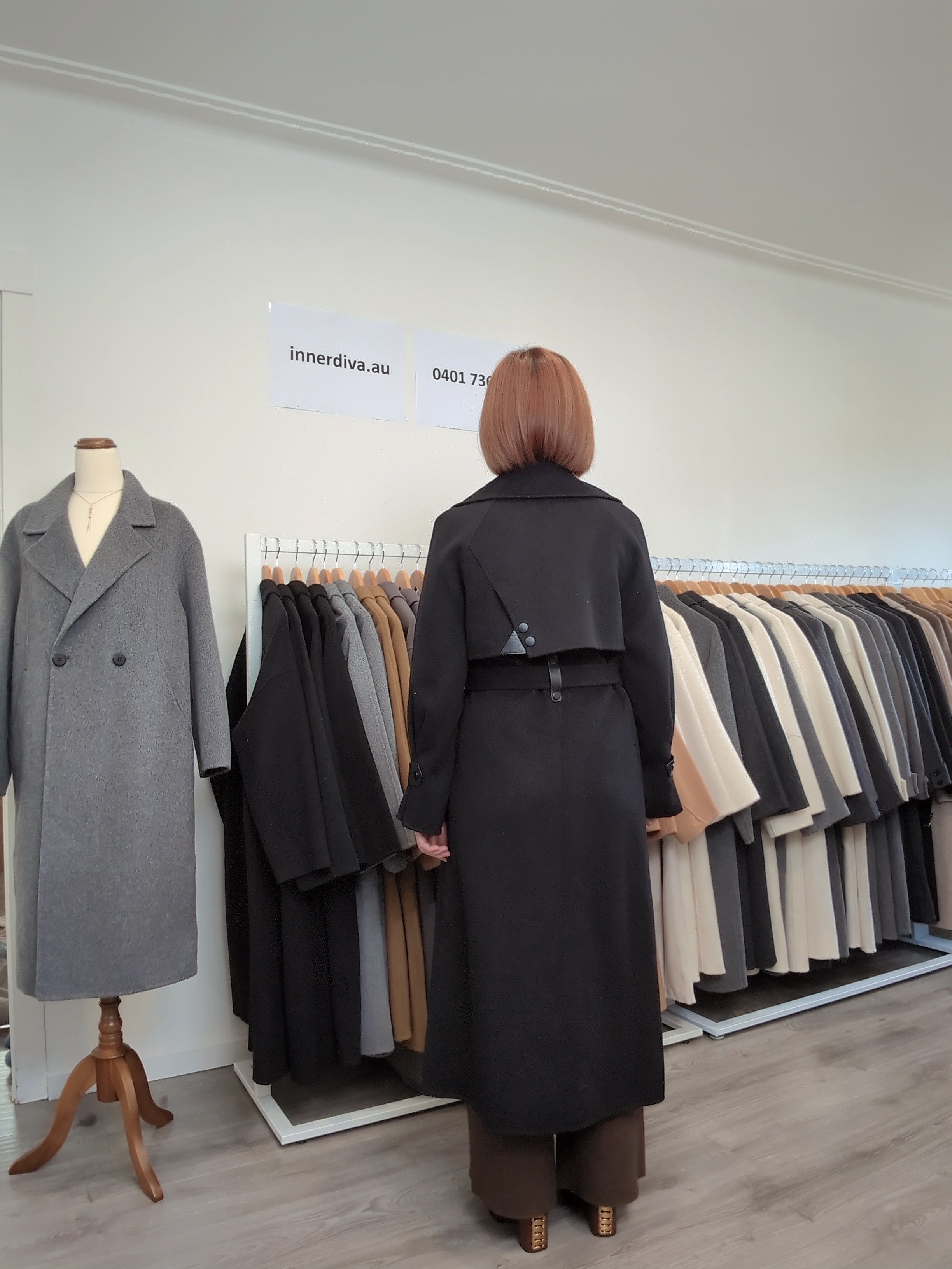 027 100% Wool Coat Black