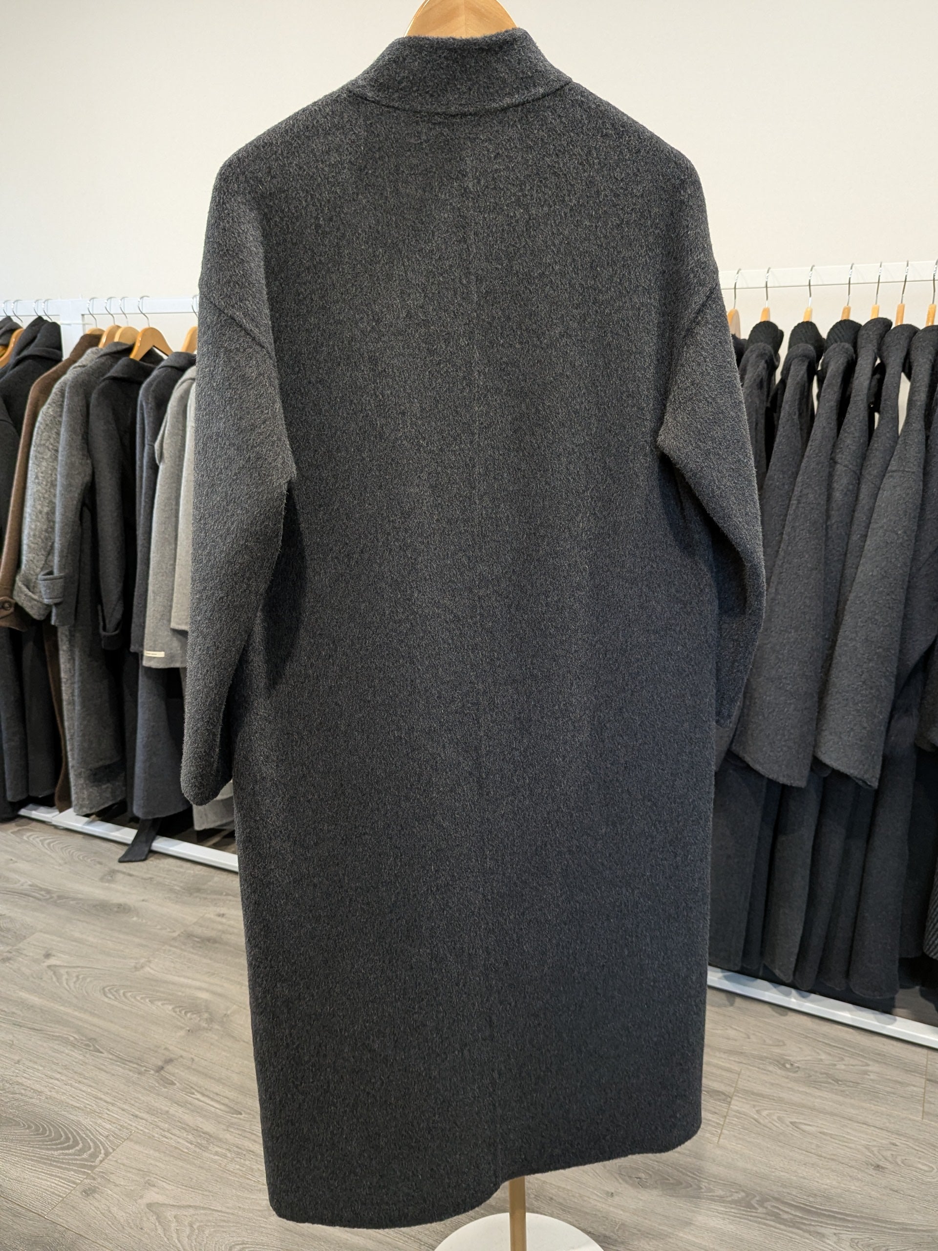 158 67% Wool 6% Alpaca Coat Charcoal S 8-12