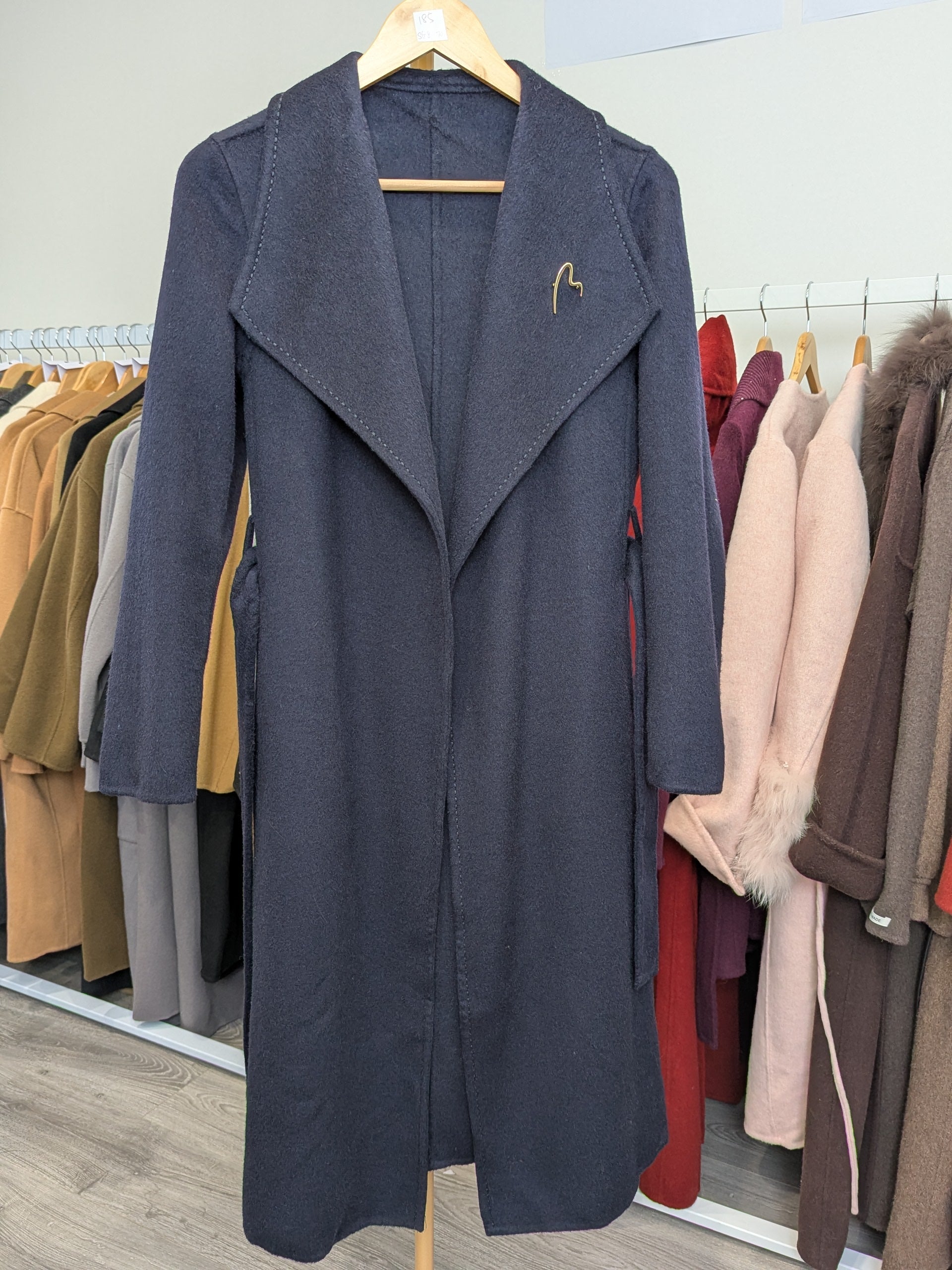 185 70% Wool Coat Red Navy