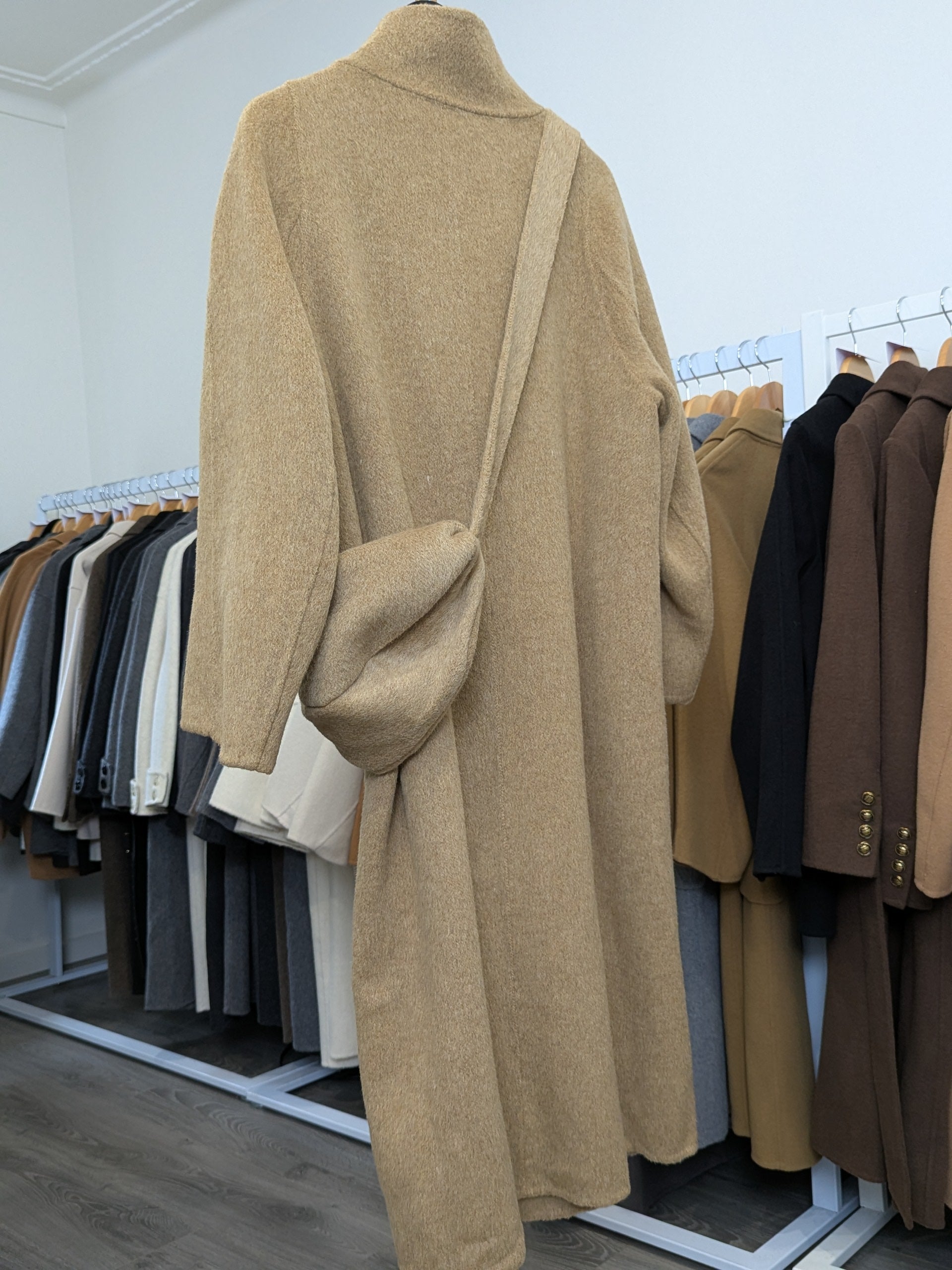194 100% Wool Coat Light Camel S 10-12 With bag