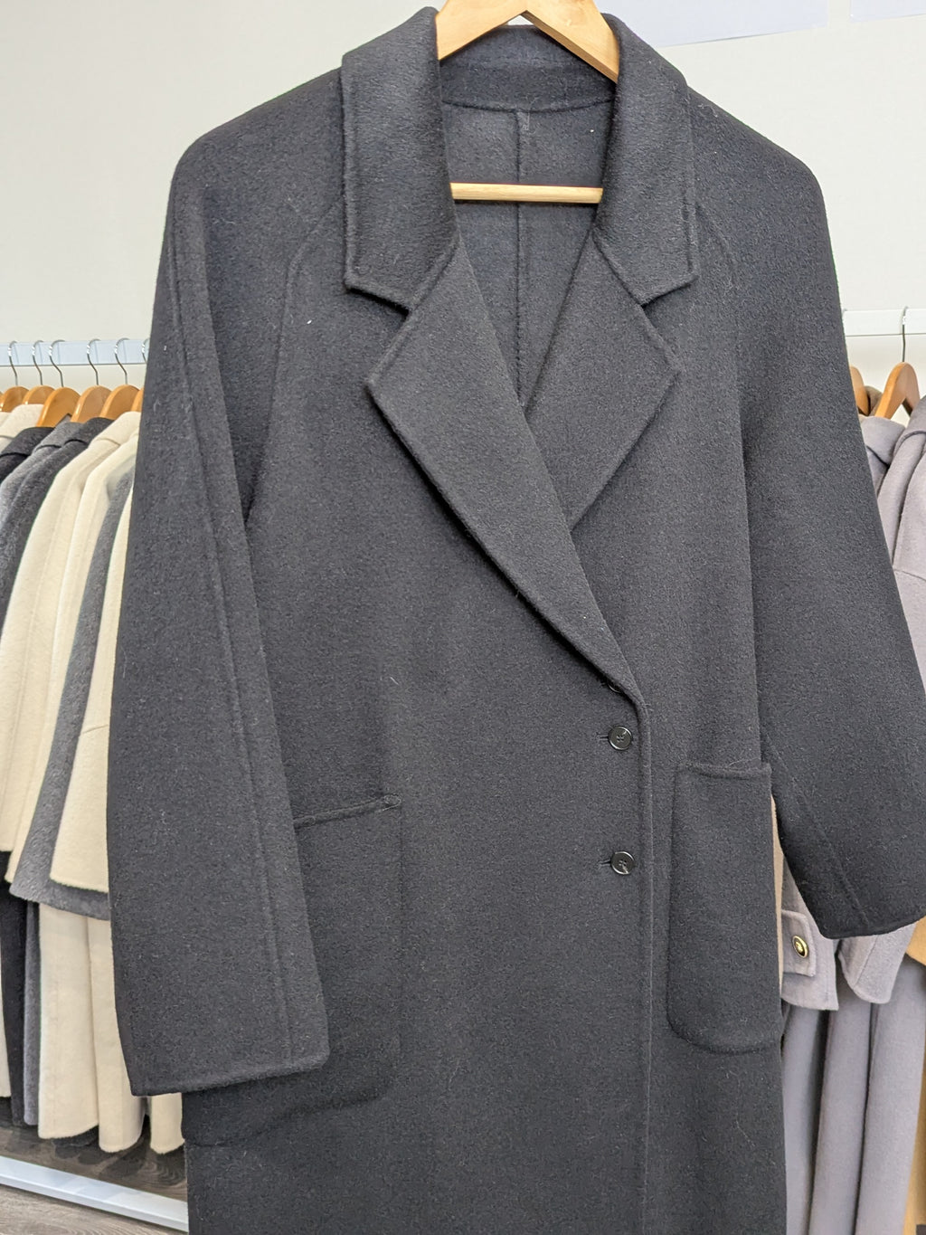 031 100% Wool Coat Black