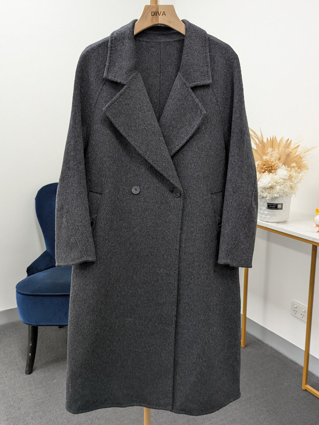 010 100% Wool Charcoal
