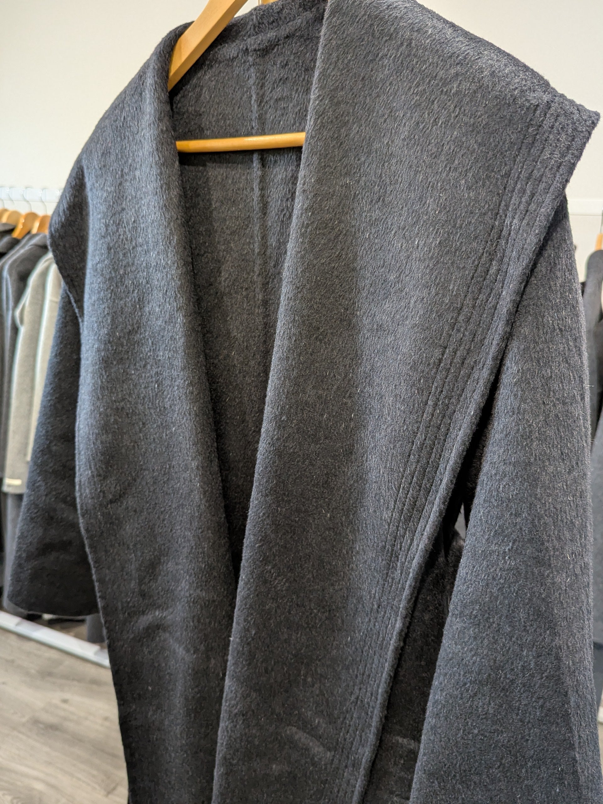 151 100% Wool Coat Charcoal M 8-12